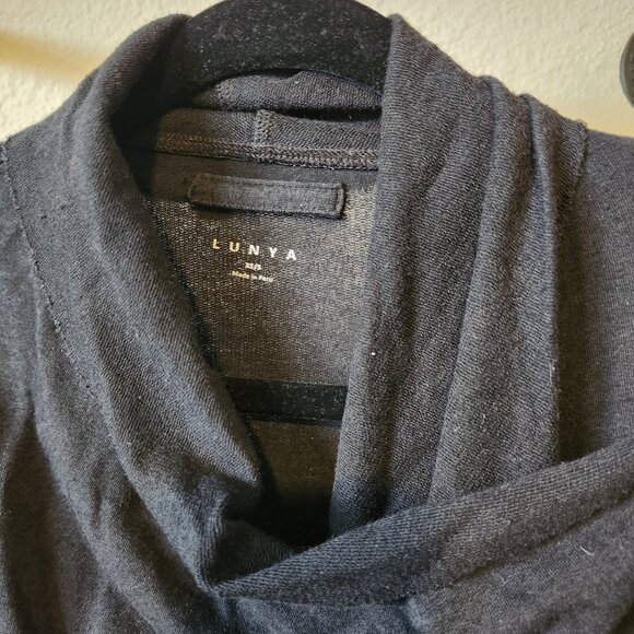 XS/Small Lunya The Short Robe - Picture 2 of 4